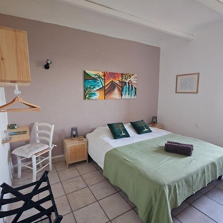 Mas La Belle Ambroise - Chambres D'Hotes Et Gite Saint-Ambroix Εξωτερικό φωτογραφία